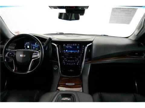 2020 Cadillac Escalade ESV Luxury