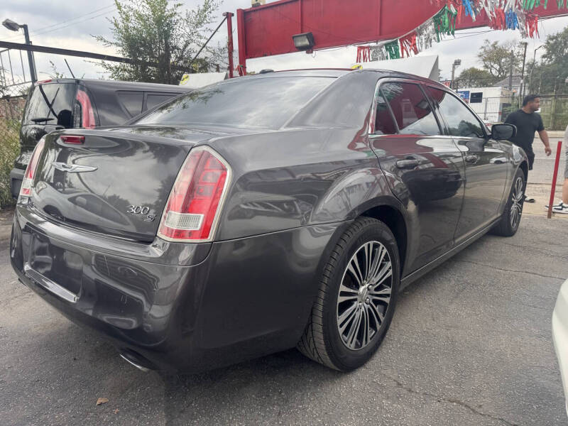 2014 Chrysler 300 S