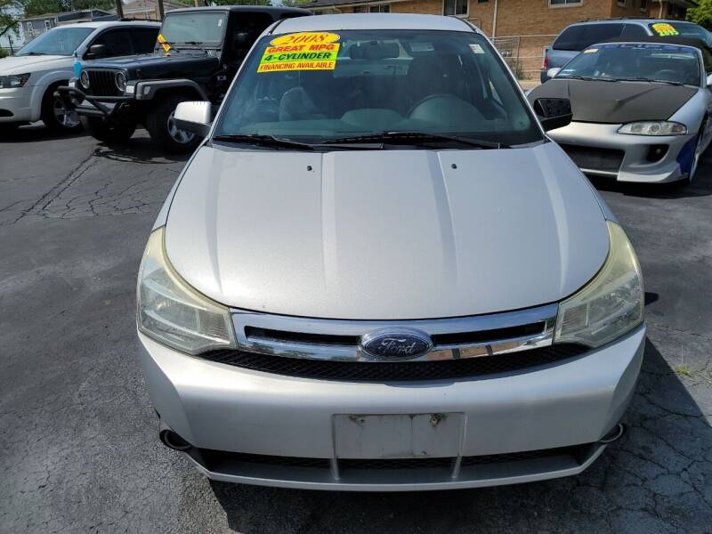 2008 Ford Focus for sale at RON'S AUTO SALES INC in Cicero IL