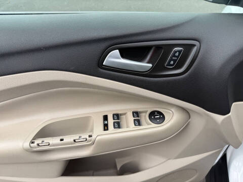 2016 Ford C-MAX Energi SEL