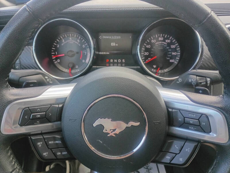 2015 Ford Mustang V6