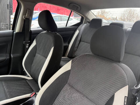 2021 Nissan Versa SV