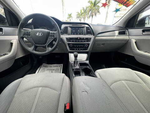 2016 Hyundai Sonata SE