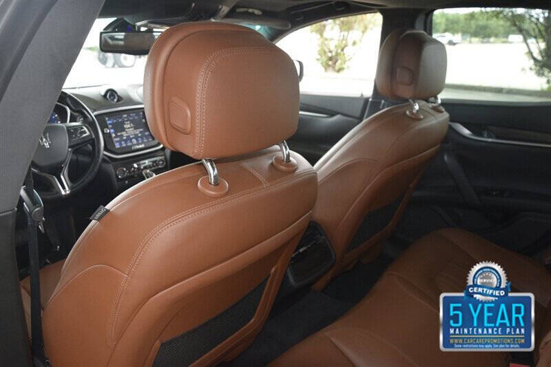 2015 Maserati Ghibli