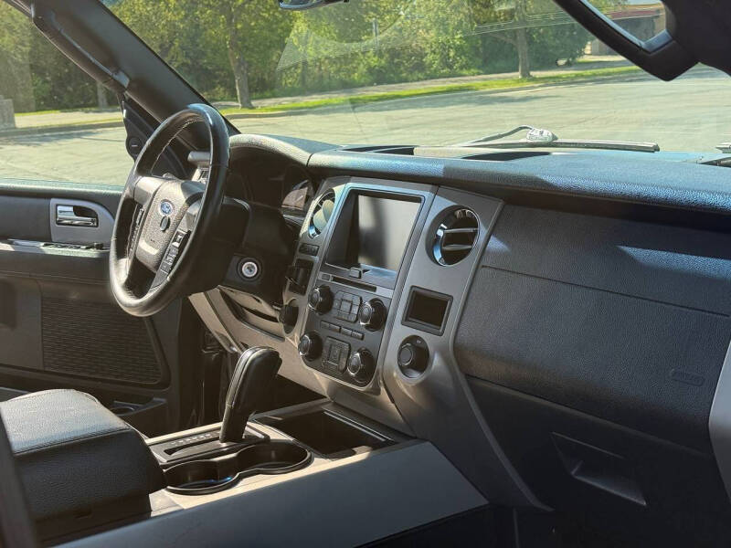 2015 Ford Expedition EL XLT