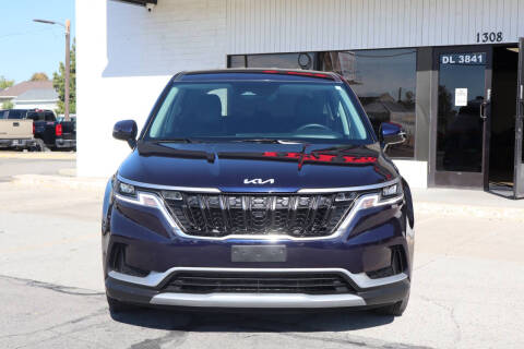 2024 Kia Carnival LX