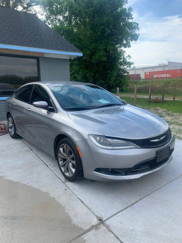 2015 Chrysler 200 for sale at World Wide Auto in Fayetteville NC