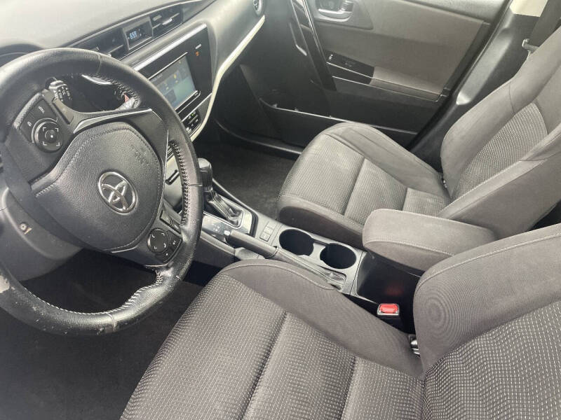 2017 Toyota Corolla iM