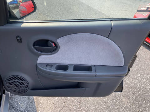 2004 Saturn Ion 3