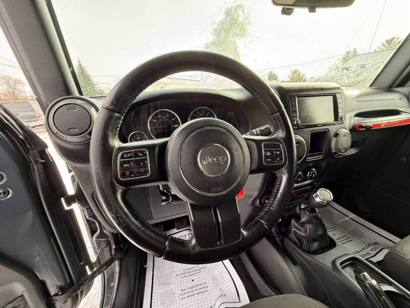 2017 Jeep Wrangler Willys Wheeler