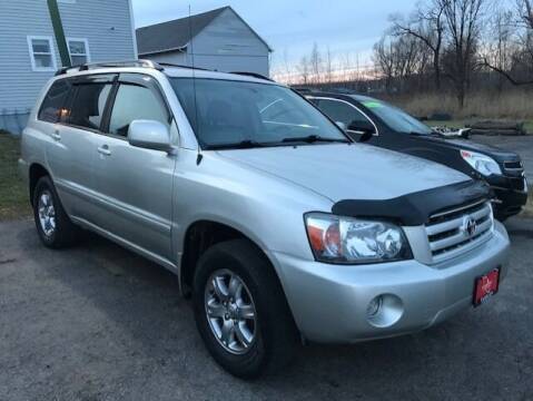 2005 Toyota Highlander for sale at FUSION AUTO SALES in Spencerport NY