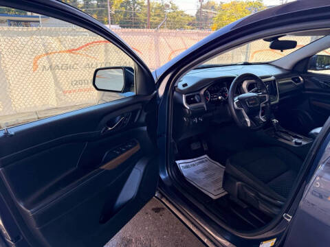 2019 GMC Acadia SLE-1