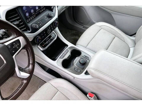 2020 GMC Acadia SLT