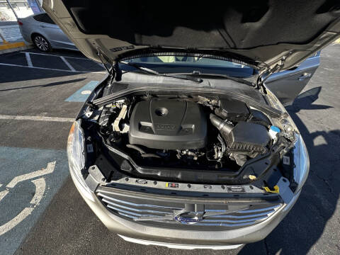 2016 Volvo XC60 T5 Drive-E Premier