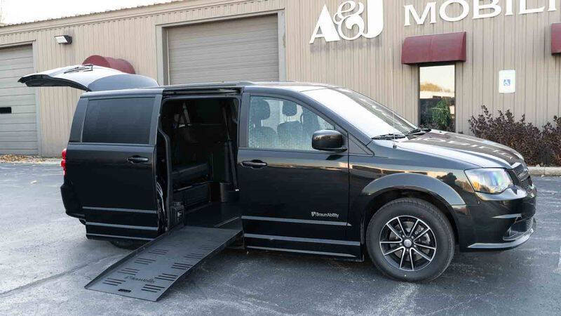 2018 Dodge Grand Caravan SXT's photo
