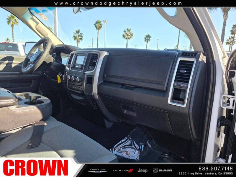 2024 RAM 1500 Classic SLT