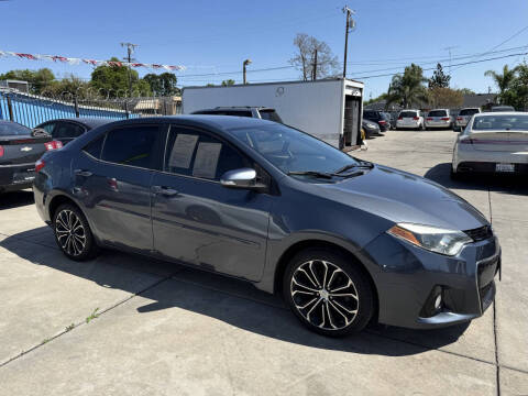 2015 Toyota Corolla S Plus