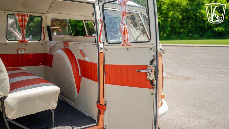 1975 Volkswagen Bus