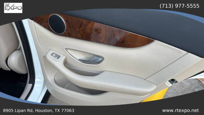 2017 Mercedes-Benz GLC GLC 300