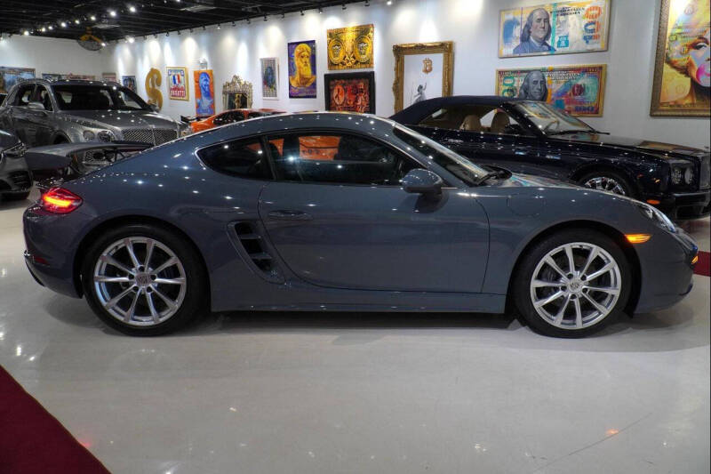 2018 Porsche 718 Cayman