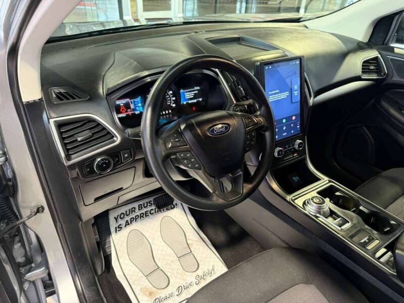 2024 Ford Edge SE