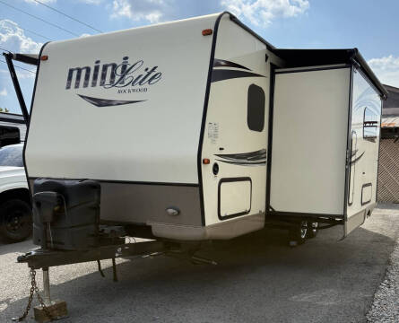 2016 Forest River 2504S