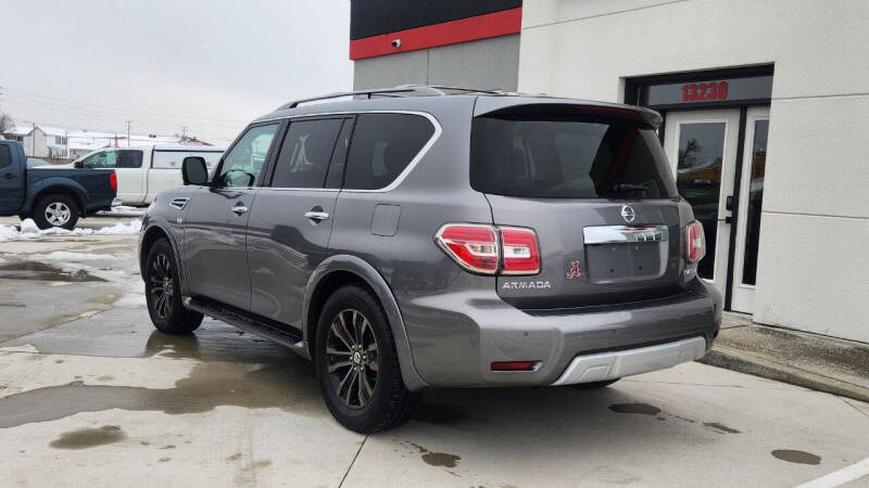 2017 Nissan Armada Platinum