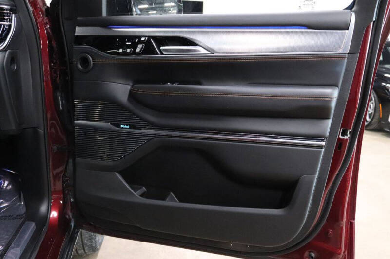 2023 Jeep Grand Wagoneer Series III