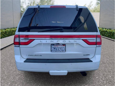 2015 Lincoln Navigator