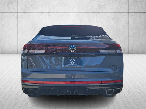 2026 Volkswagen Atlas Cross Sport SEL R-Line Black 4Motion