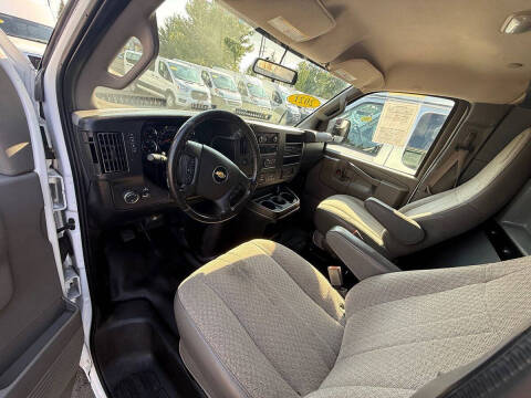 2021 Chevrolet Express 2500