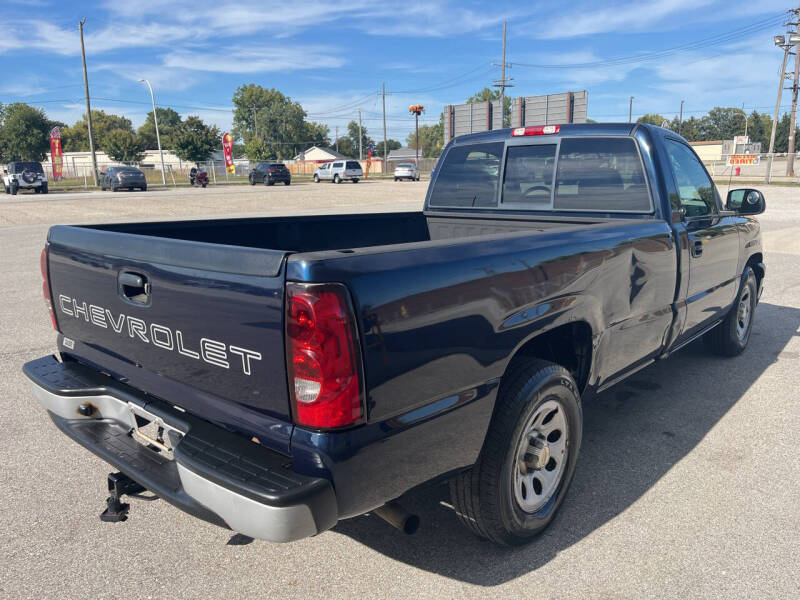 2005 Chevrolet Silverado 1500 Work Truck