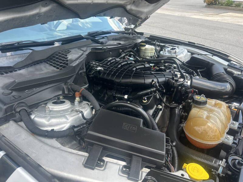 2015 Ford Mustang V6