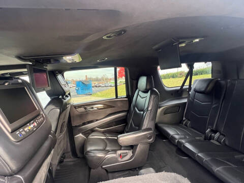 2017 Cadillac Escalade ESV Platinum