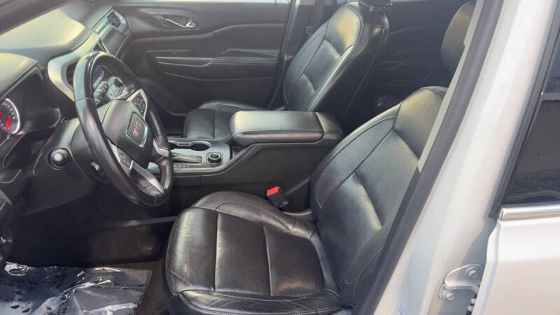 2017 GMC Acadia SLT-1