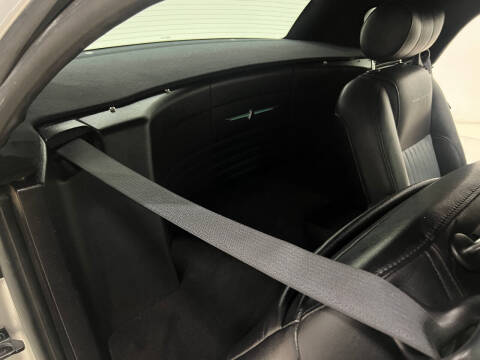 2005 Ford Thunderbird Deluxe