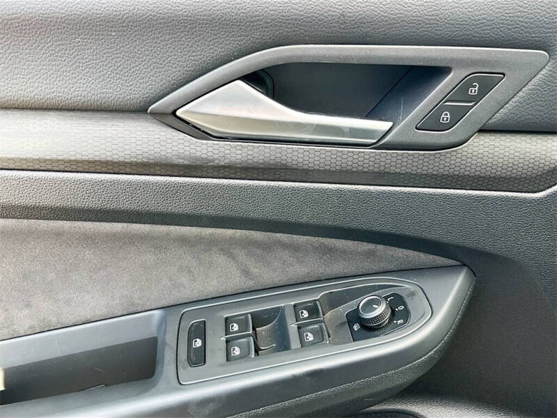 2023 Volkswagen Golf GTI S