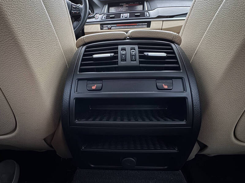 2016 BMW 5 Series 528i xDrive