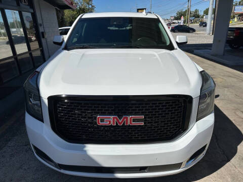 2017 GMC Yukon SLT
