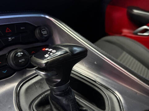 2015 Dodge Challenger SXT
