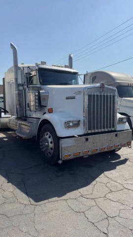 2018 Kenworth W900