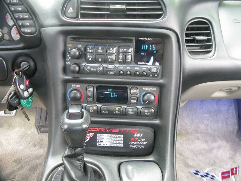 2003 Chevrolet Corvette