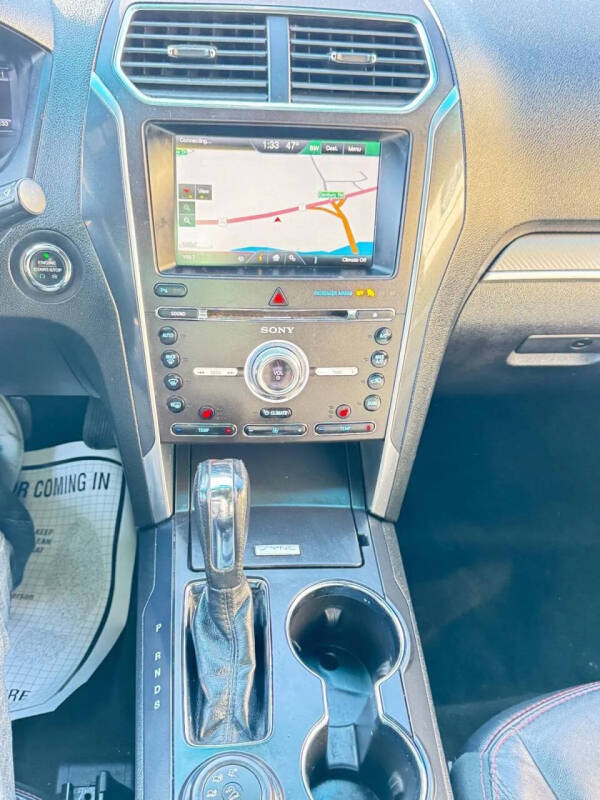 2016 Ford Explorer Sport