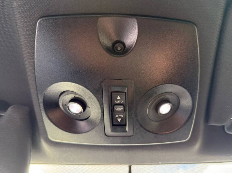 2012 Dodge Avenger SXT