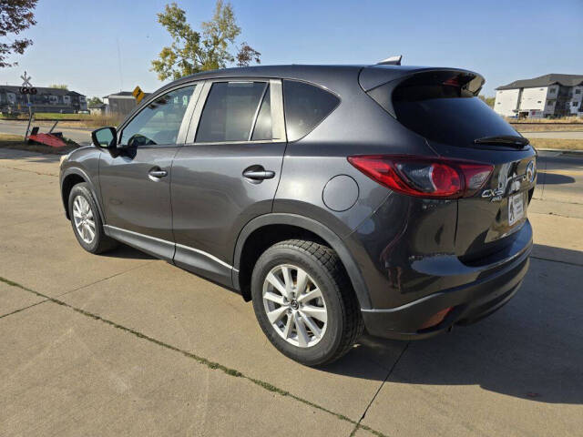 2016 Mazda CX-5 for sale at Bigfoot Auto in Hiawatha, IA