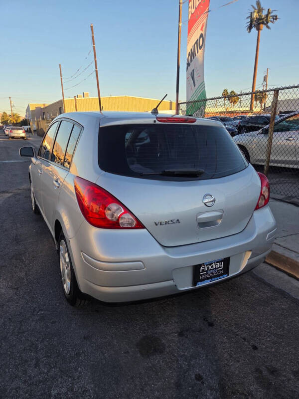 2010 Nissan Versa 1.8 S