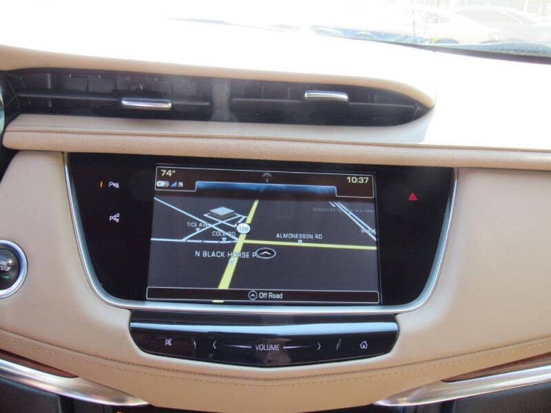 2019 Cadillac XT5 Platinum