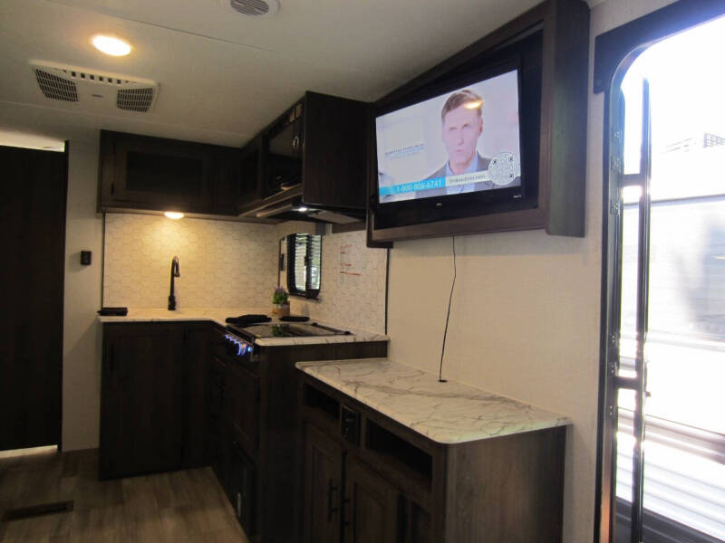 2022 Coachmen by Forest River Clipper Ultra Lite 272RLS