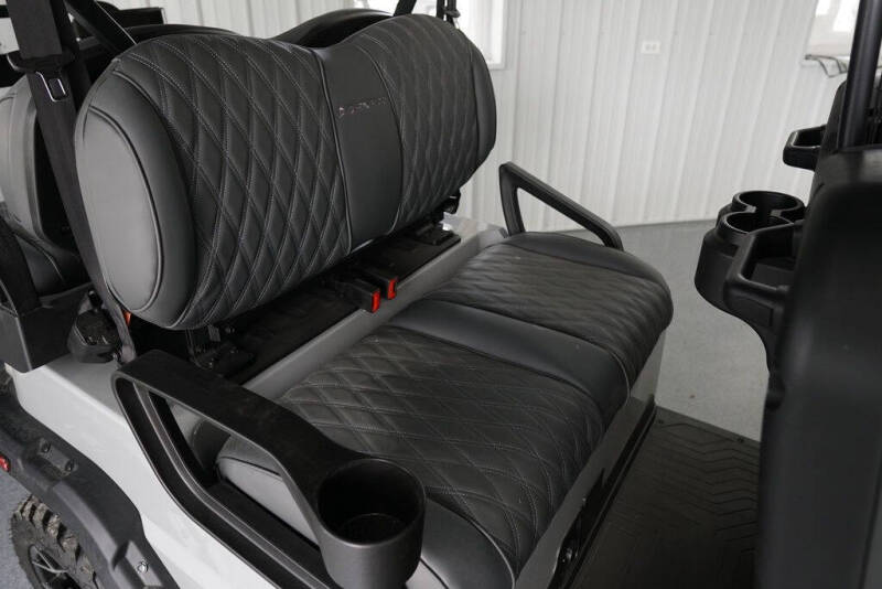 2025 Denago Rover XL 6