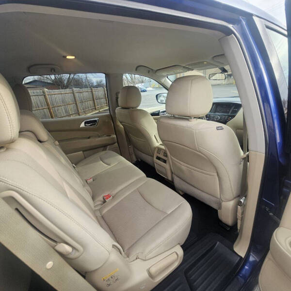 2017 Nissan Pathfinder S